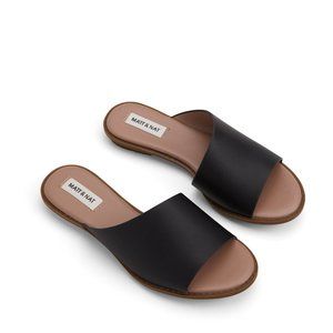 Matt & Nat Lunna Vegan Sandals in Black